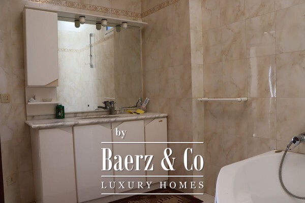 photo 44 Villa for sale 440 m²