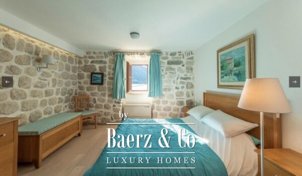 photo 12 Charming stone villa in the first line to the Sea