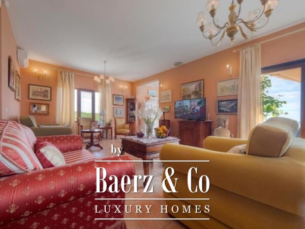 photo 4 Rustic Villa with Panoramic Views