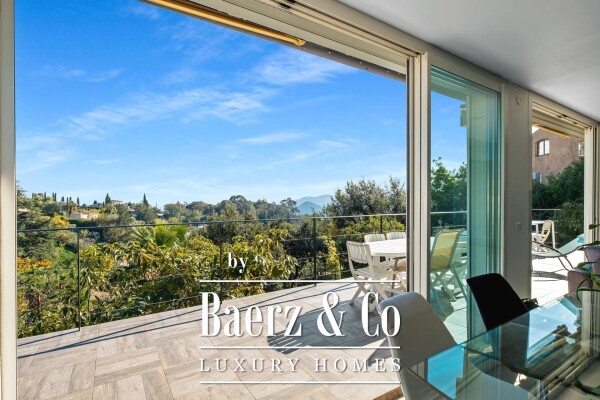 photo 11 Villa with sea view located in Mandelieu