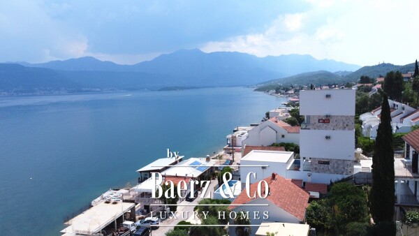 photo 4 Furnished Modern Seaview Villa with Pool in Tivat