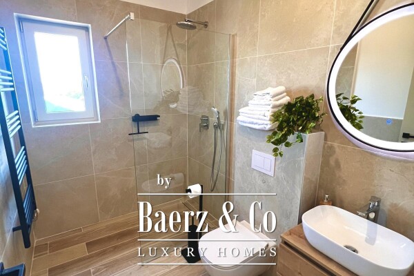 photo 46 Istria, Poreč, luxuriously renovated old school