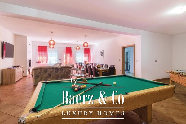 photo 32 Pula, Nova Veruda, superb villa with pool near the sea