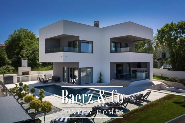 photo 1 Istria, Rakalj, a beautiful villa with a view of the Raška bay NKP 270 m2