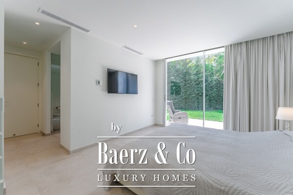 photo 11 Prestige & Profit: Exclusive Abama Villa with Full Rental Rights