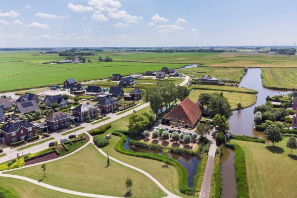 photo 71 Achlumerdijk 133