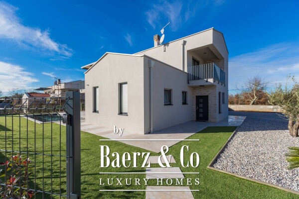 photo 29 Poreč, an impressive villa with a swimming pool in a quiet place