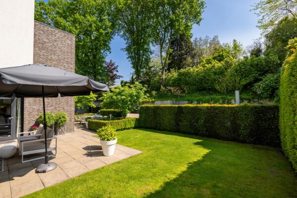 photo 49 Parmentierstraat 25