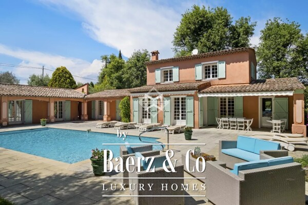 photo 3 Walking distance from the village