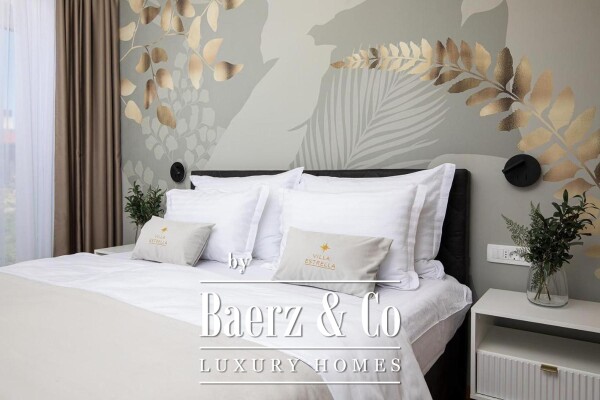 photo 33 Medulin, a beautiful villa of 350 m2, only 6 m from the sea with an fascinating view