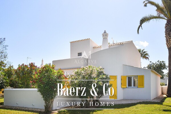 photo 1 VILAMOURA MODERN ELEGANCE - RENOVATED 3 BEDROOMS TOWNHOUSE