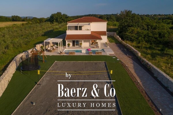 photo 17 Barban, unique detached passive house NKP 320 M2 on a large gardend