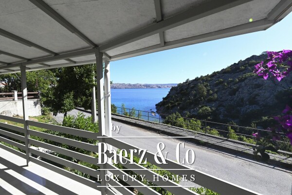photo 13 Karlobag, Cesarca, beautiful Villa with a pool by the sea 240 m²