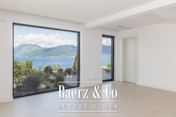 photo 19 Modern Five Bedroom Villa with Seaview in Tivat