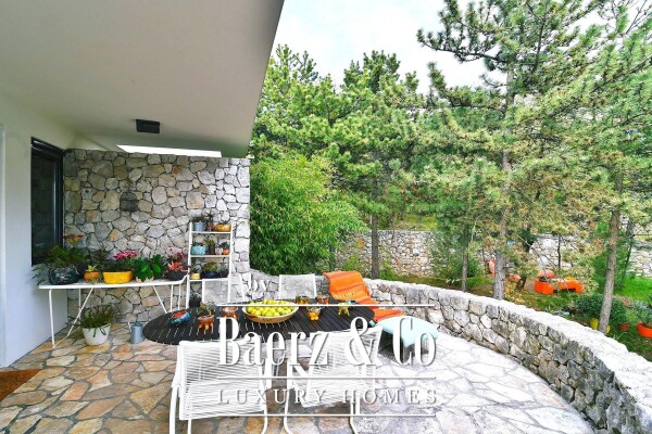 photo 6 Rijeka, Kostrena, A family villa with a swimming pool and a guest house, Rijeka, Kostrena