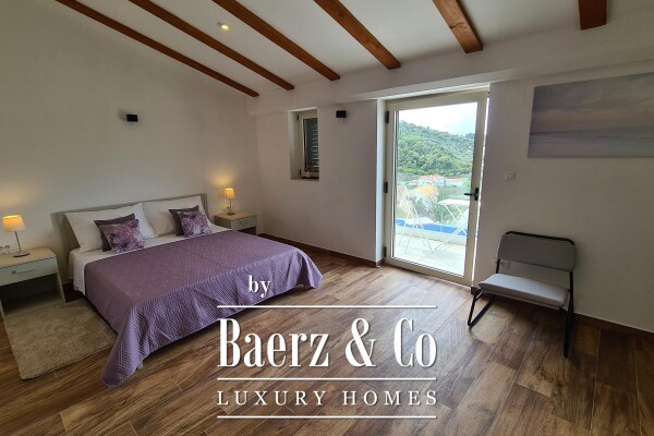 photo 11 Lopud – A luxury stone villa for sale with a panoramic view of the sea and islands.