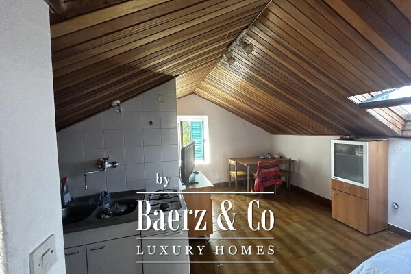 photo 9 Ugljan, Preko house, first row to the sea with swimming pool 250 m² for adaptation