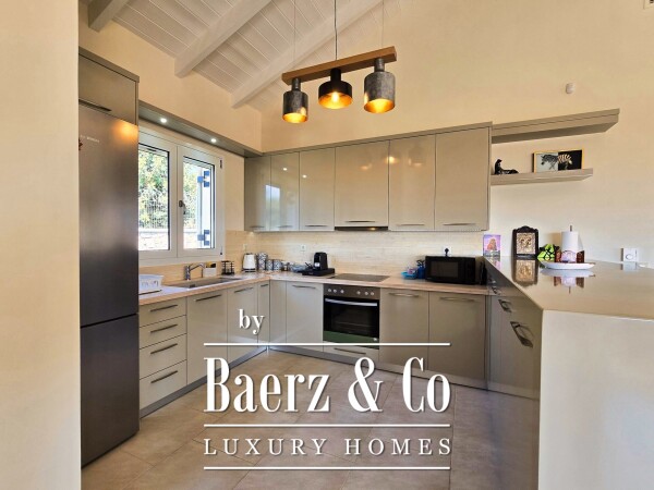 photo 12 1124662 - Villa For sale, Kranidi, 300 sq.m., €1.500.000