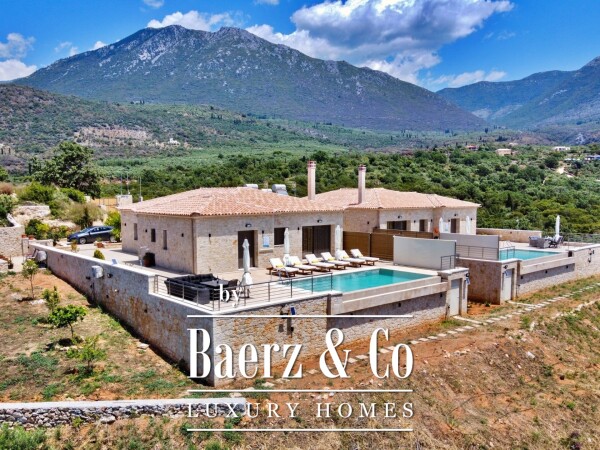 photo 13 (For Sale) Residential Villa || Messinia/Lefktro-Kardamyli - 332 Sq.m, 7 Bedrooms, 2.800.000€
