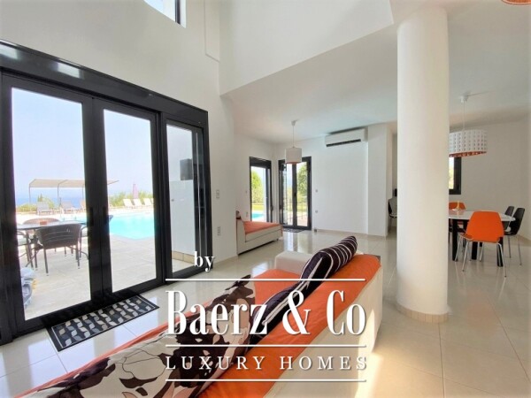 photo 6 (For Sale) Residential Villa || Messinia/Kalamata - 221 Sq.m, 5 Bedrooms, 975.000€