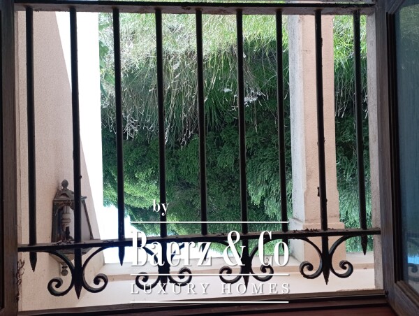 photo 12 Traditional house for restoration