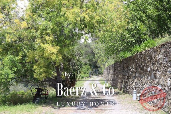 photo 58 Villa for sale 166 m²