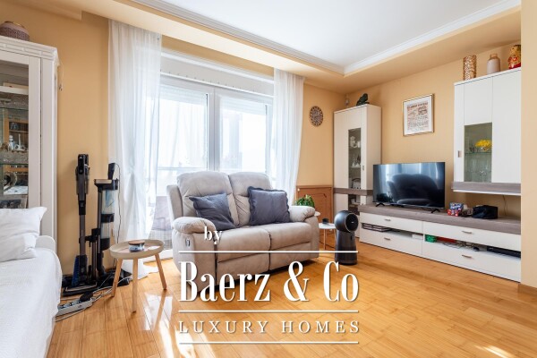 photo 5 Vodice, spacious house with apartments and a swimming pool