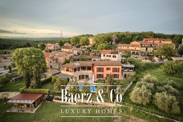 photo 1 Istra, Šorići, luxury Stone House 388m² with Pool and construction land 4621m2