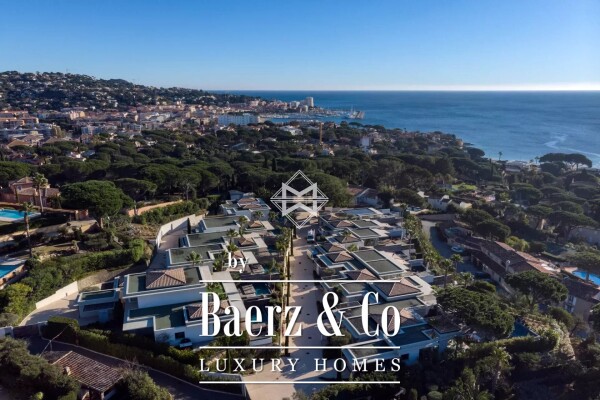 photo 3 Luxurious villa with sea view