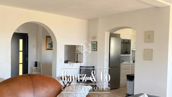 photo 9 House to renovate - Beautiful sea view