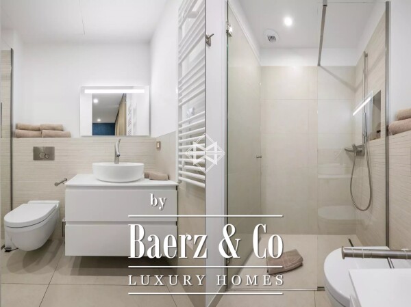 photo 14 Within the Pampelonne domain, close to the sea and its beachfront restaurants.