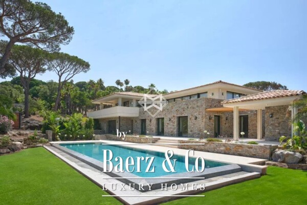 photo 3 Saint-Tropez, new property between the village and the beaches