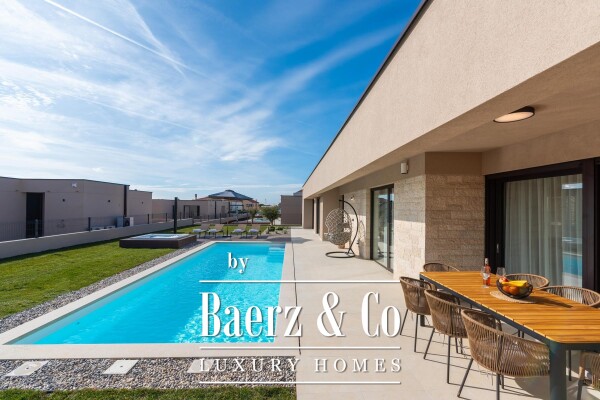 photo 27 Istria, Labinci, modern single-storey house with swimming pool and jacuzzi