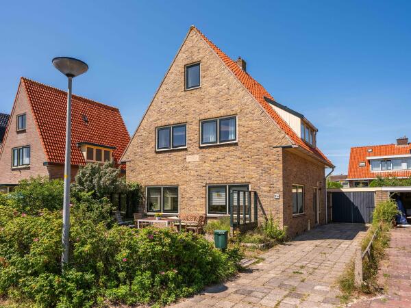 photo 32 Kerkstraat 15