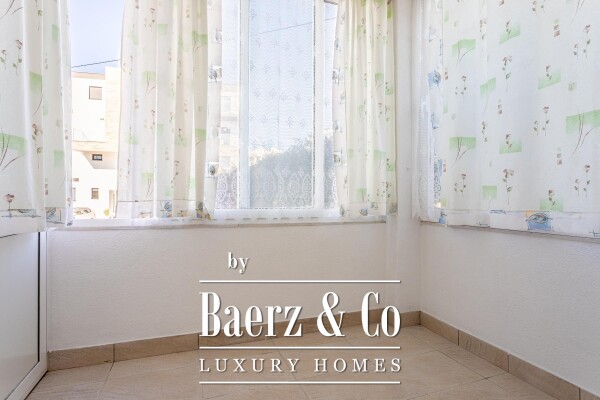 photo 14 Podstrana, house with four  apartments, 340m2