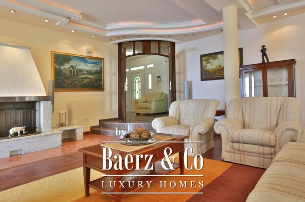 photo 6 Beautiful Villa next to the Sea in Sveti Stefan