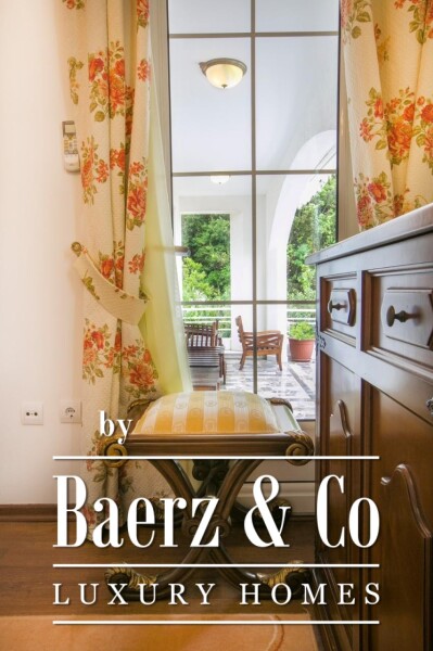 photo 20 Beautiful Villa next to the Sea in Sveti Stefan