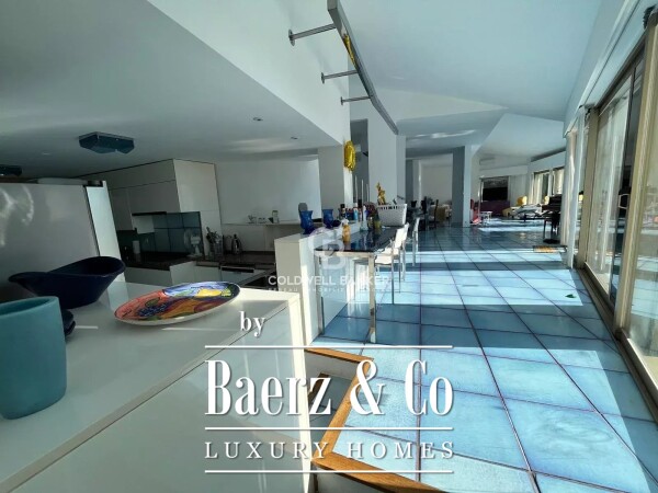 photo 7 Gorgeous villa with panoramic view in a gated domaine