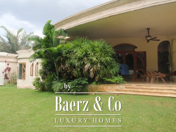 photo 5 A piece of art in the city.  A private enclave in premium neighborhood