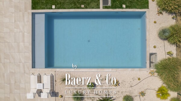 photo 16 Flat Gassin - Beach by feet and 5 min St Tropez