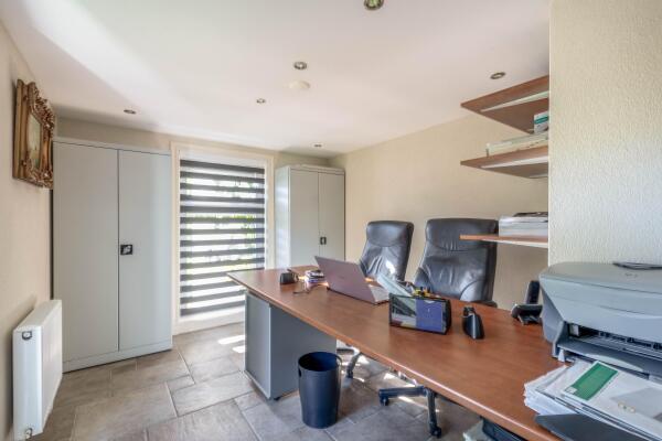 photo 28 Provincialeweg Oost 64