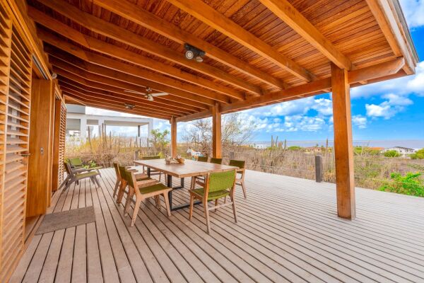 photo 5 Crown West 206