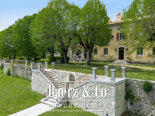 photo 1 SOLE AGENT - Magnificent castle