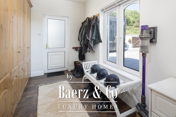 photo 12 Sea View Stables, East Ferry 