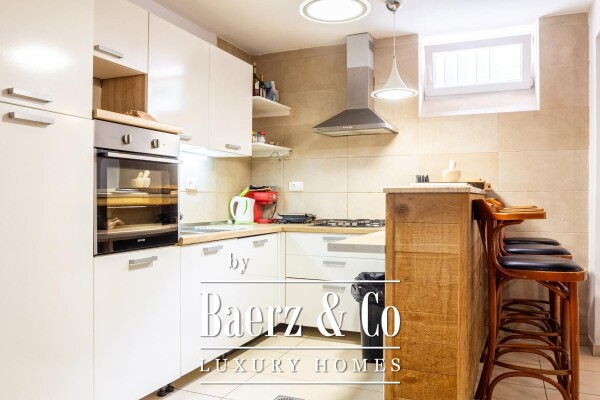 photo 4 Split, Varoš, authentic stone house with pool and sauna, NFA 192 m²