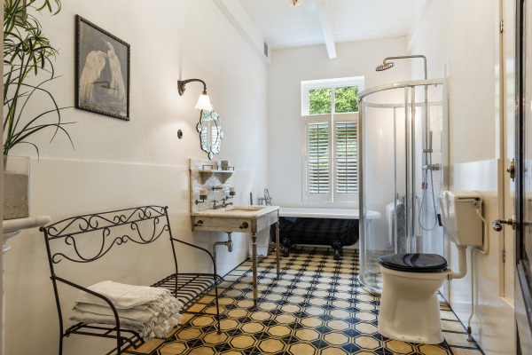 photo 28 Hoofdweg 34