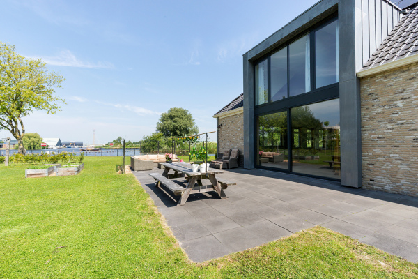 photo 62 Oudeschouw 8