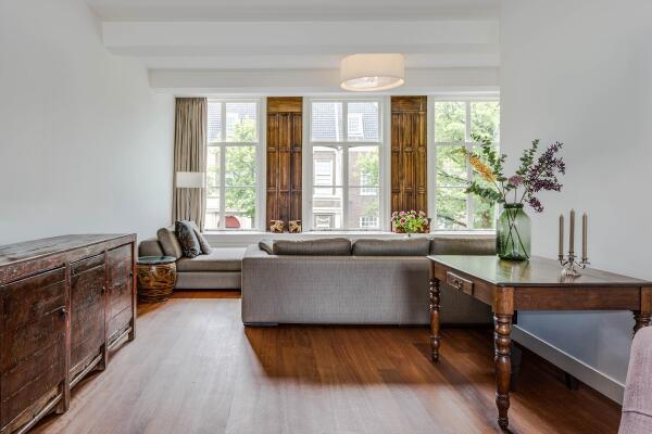 photo 51 Rapenburg 45