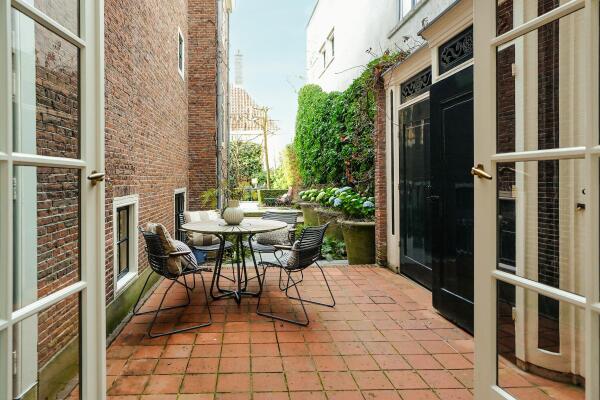 photo 29 Rapenburg 45