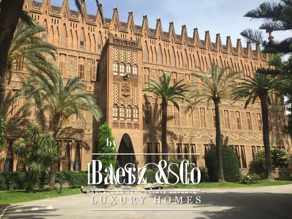 photo 44 Barcelona, Les Tres Torres